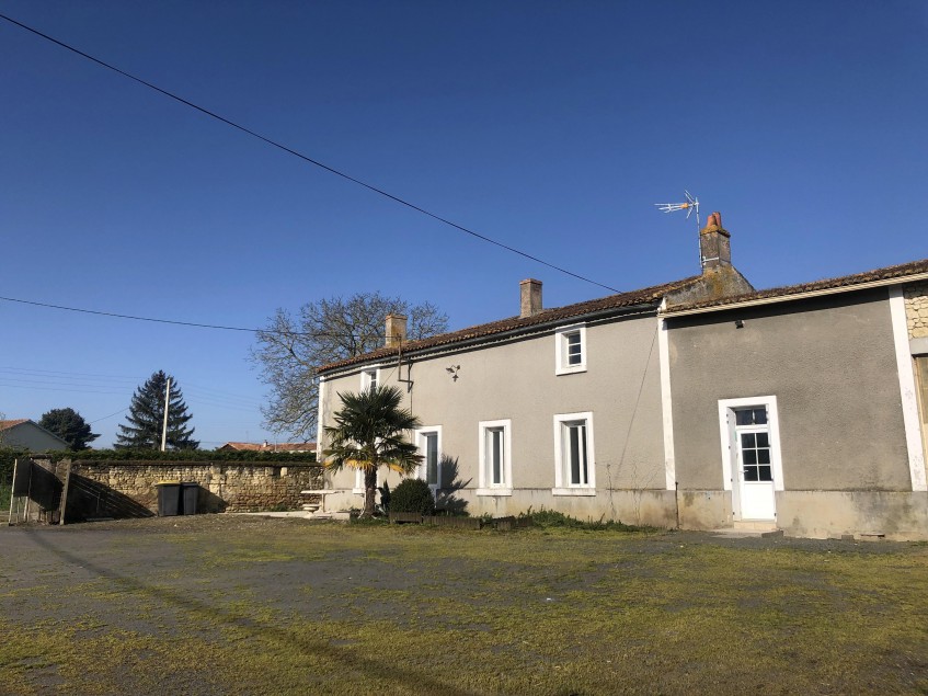 Image pour Location Pavillon de plain-pied a Saint Martin de Macon 580 euro