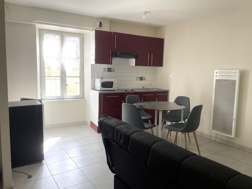Image pour Location Studio a Thouars 345 euro
