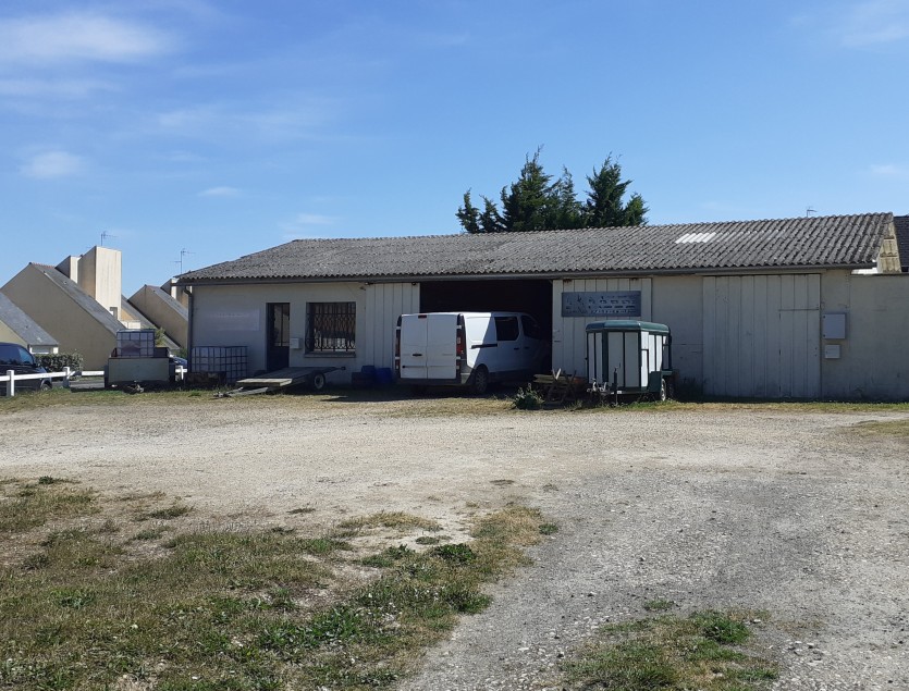 vignette pour Vente Bâtiment  a Montreuil Bellay 97200 euro